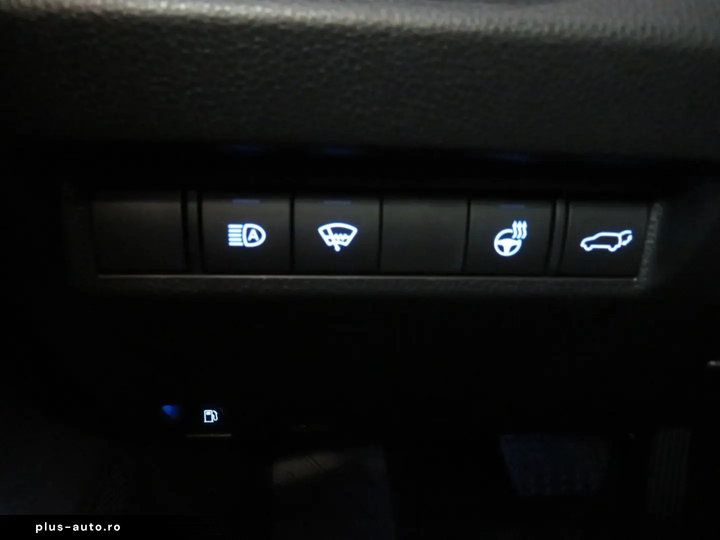 SUZUKI Across 2.5 Plug-In-Hybrid Comfort