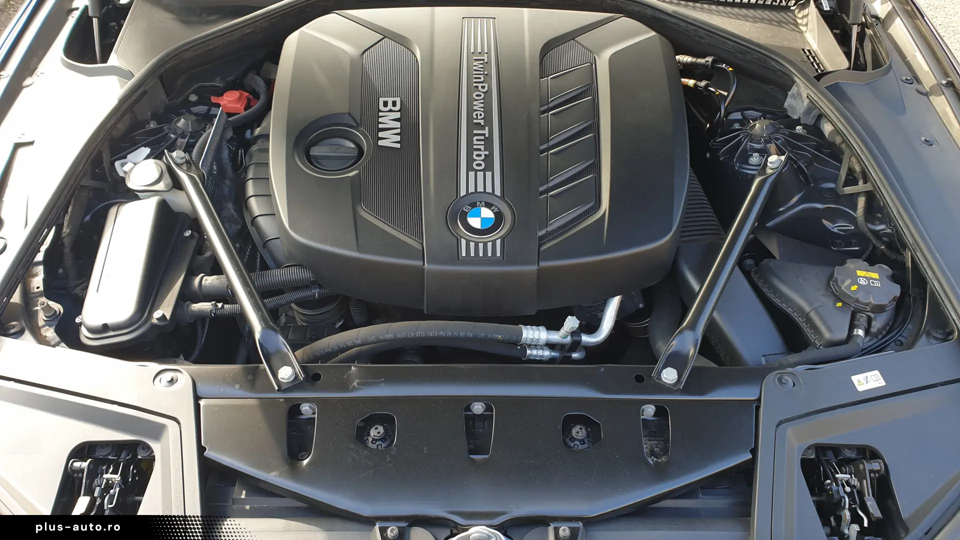 BMW Seria 5 525d xDrive Luxury – Automat - 4x4 – Garanție