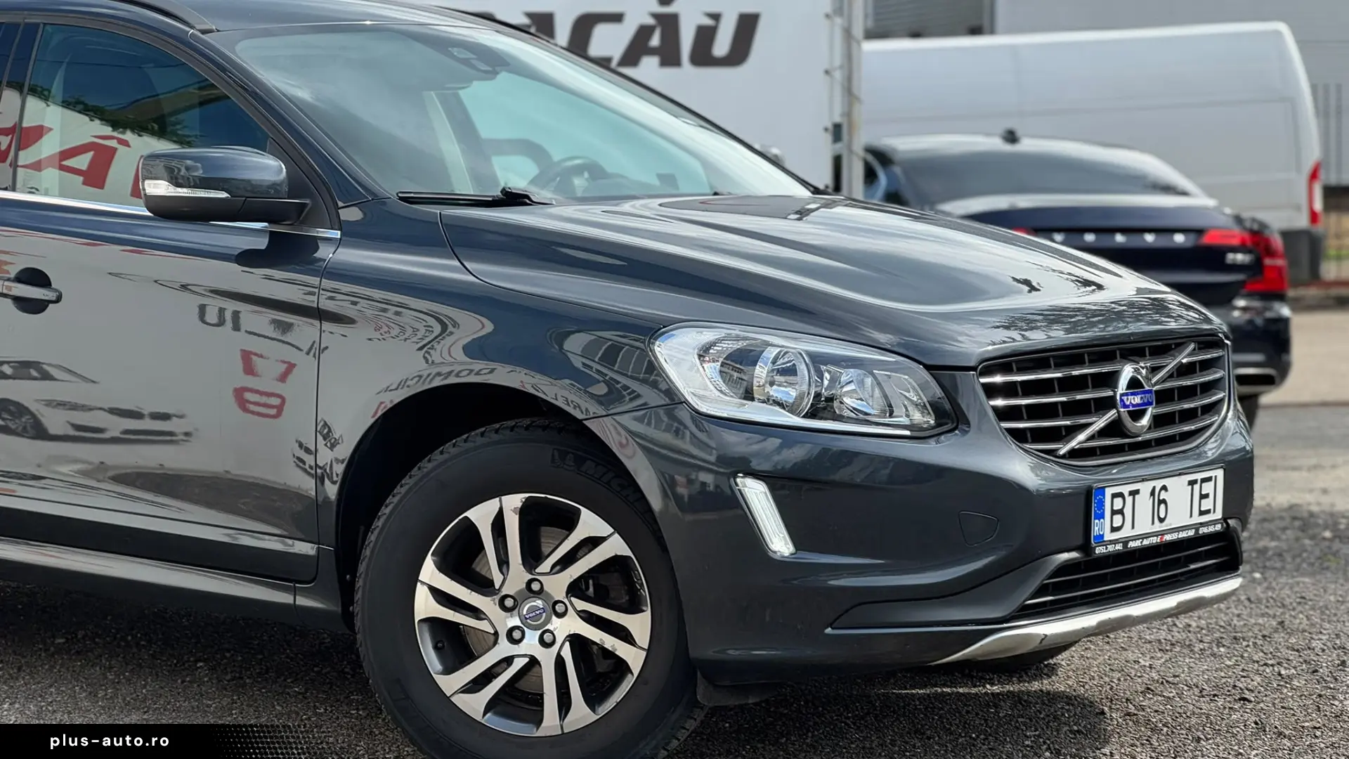 VOLVO XC60  D4