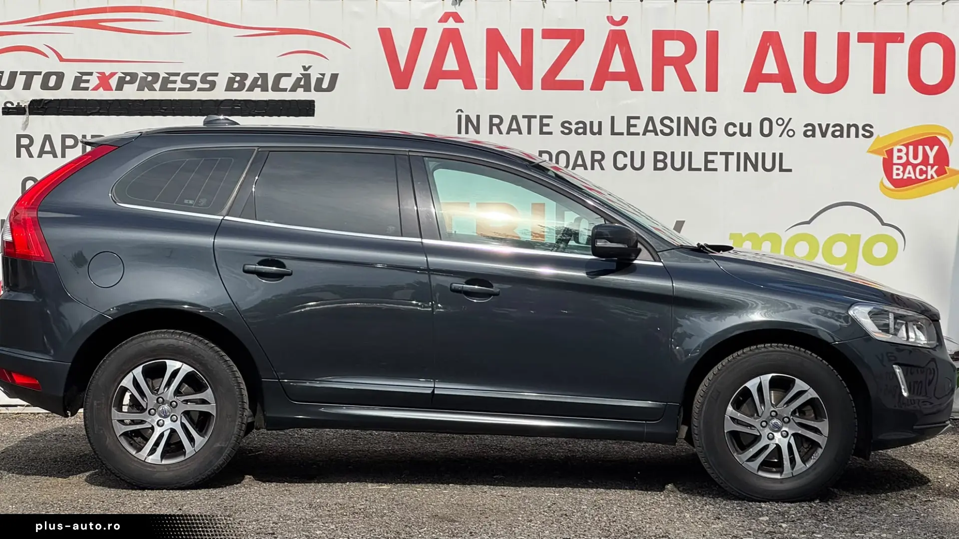 VOLVO XC60  D4