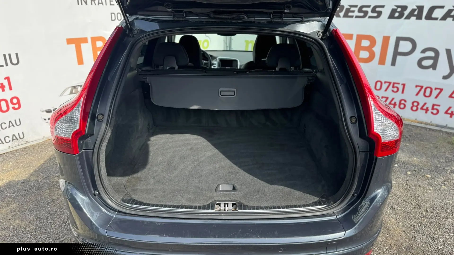 VOLVO XC60  D4