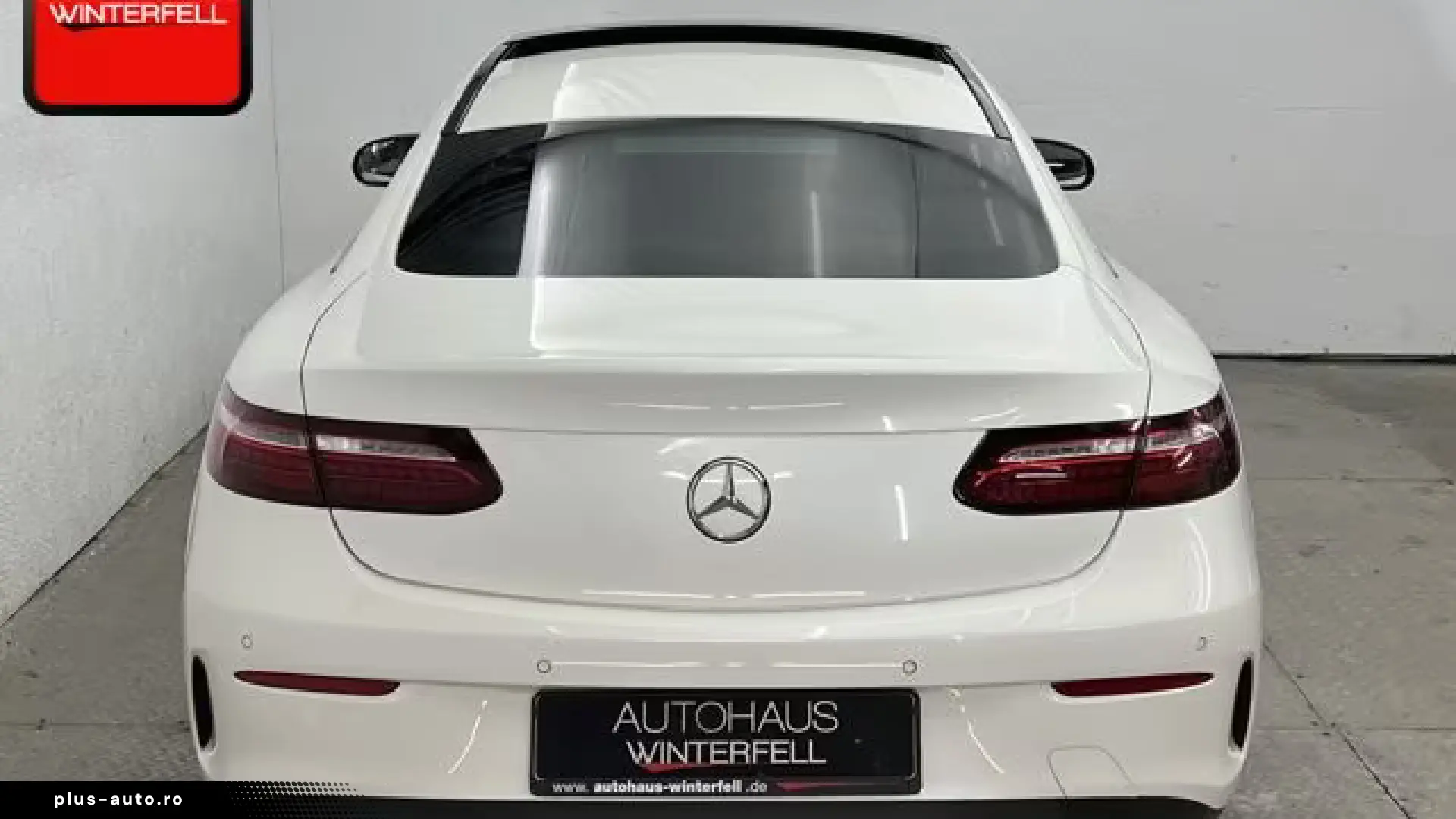 Mercedes-Benz E 300 Coupe AMG Night