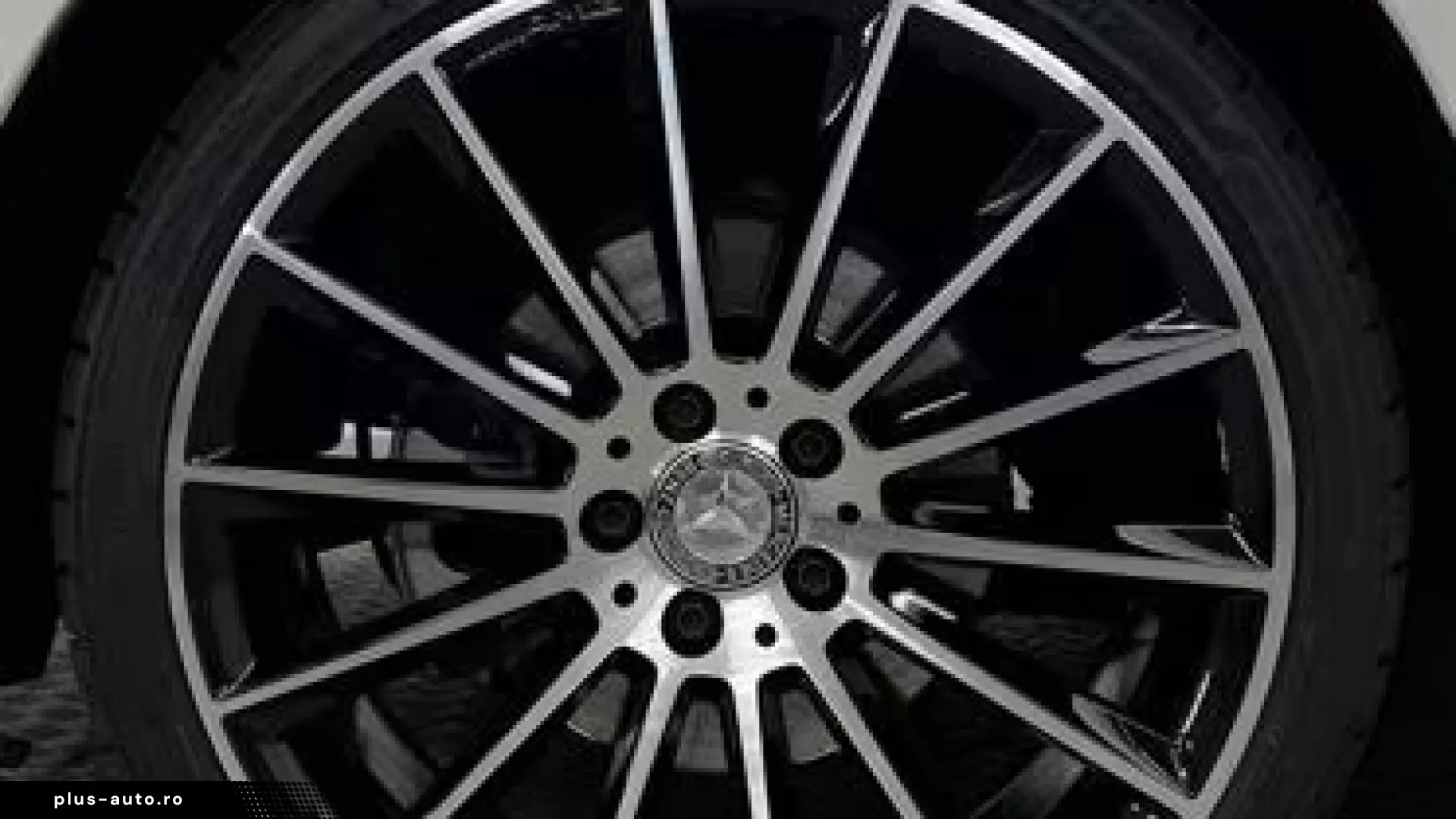 Mercedes-Benz E 300 Coupe AMG Night