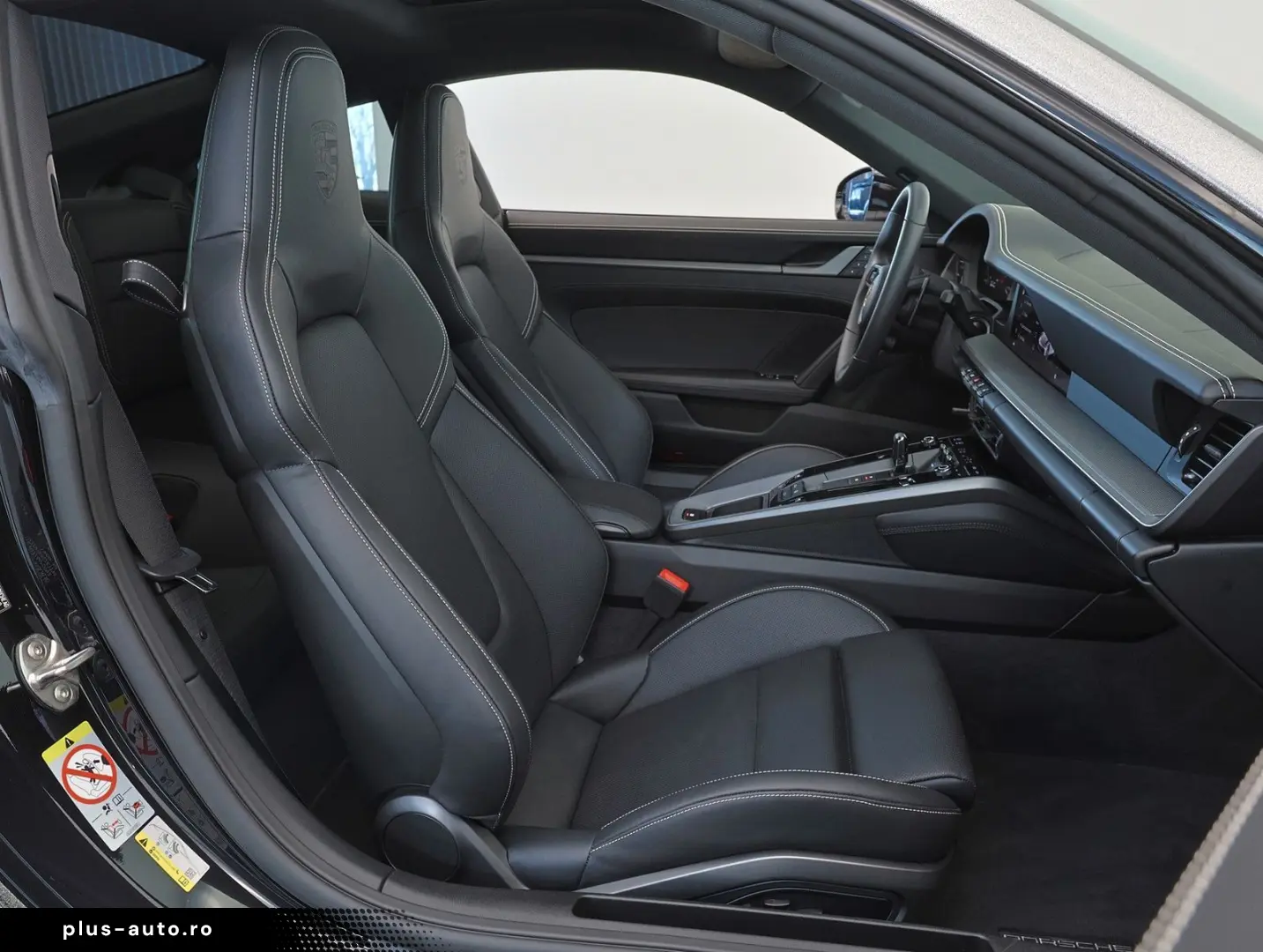 PORSCHE 911 Carrera