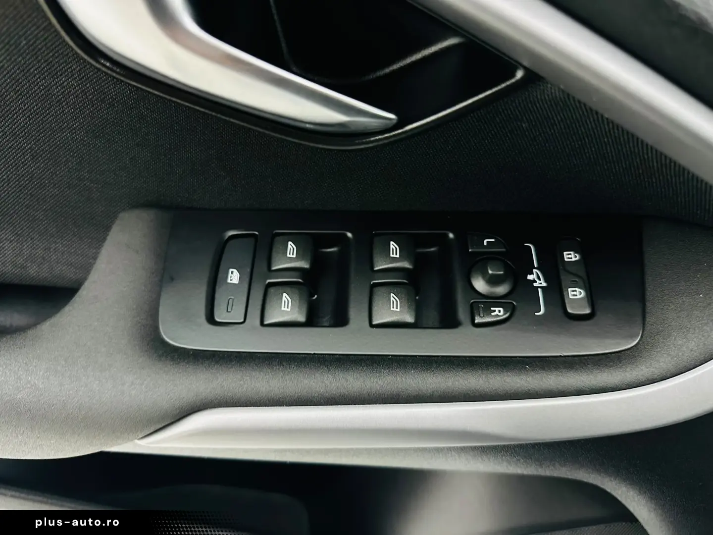 VOLVO V40 2019 2.0D E6 Garantie 12 Luni Rate Avans 0 Doar Cu