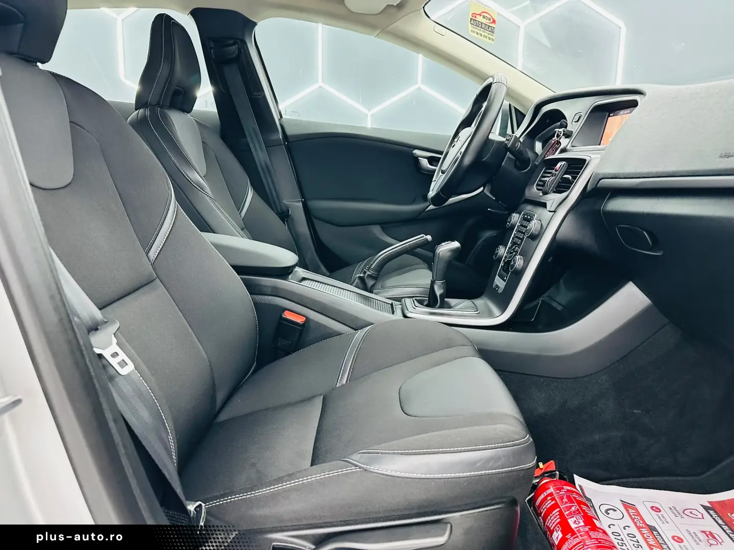 VOLVO V40 2019 2.0D E6 Garantie 12 Luni Rate Avans 0 Doar Cu