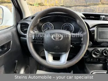 TOYOTA Hilux Double Cab 4x4 KLIMA SAFARI SNORKEL 19%VAT