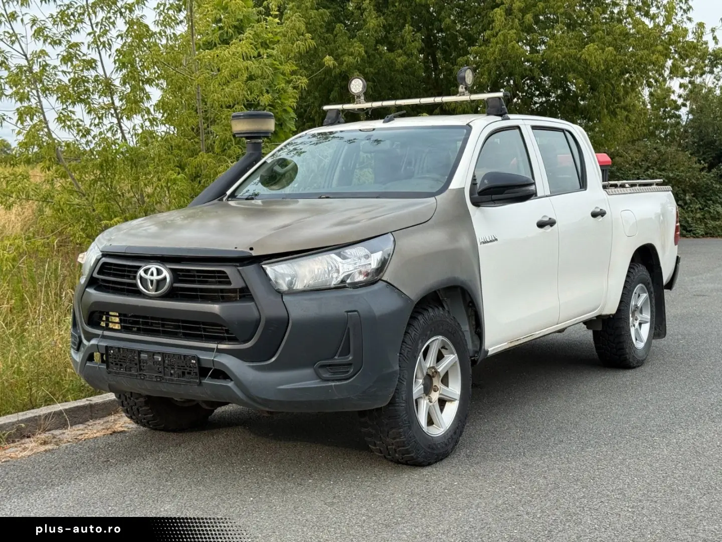 TOYOTA Hilux Double Cab Comfort 4x4 1.Hand Leder Klima