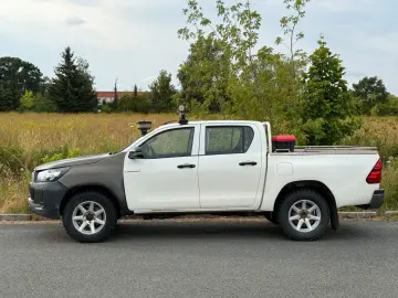 TOYOTA Hilux Double Cab Comfort 4x4 1.Hand Leder Klima