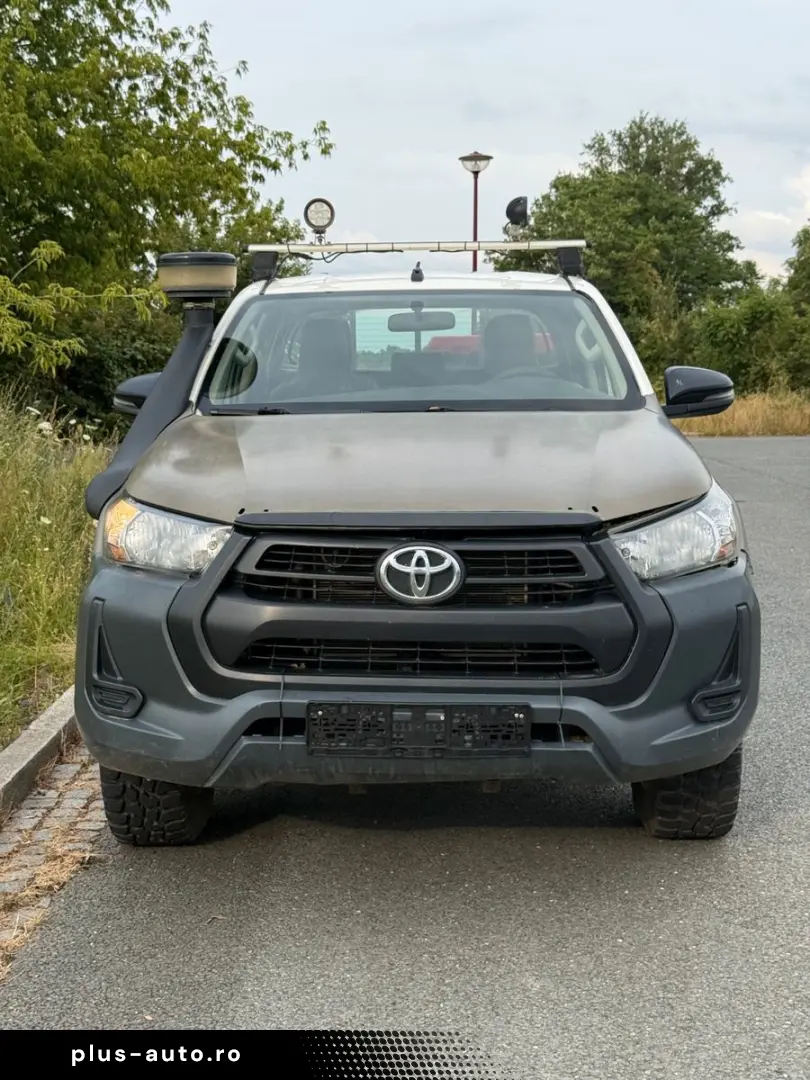 TOYOTA Hilux Double Cab Comfort 4x4 1.Hand Leder Klima