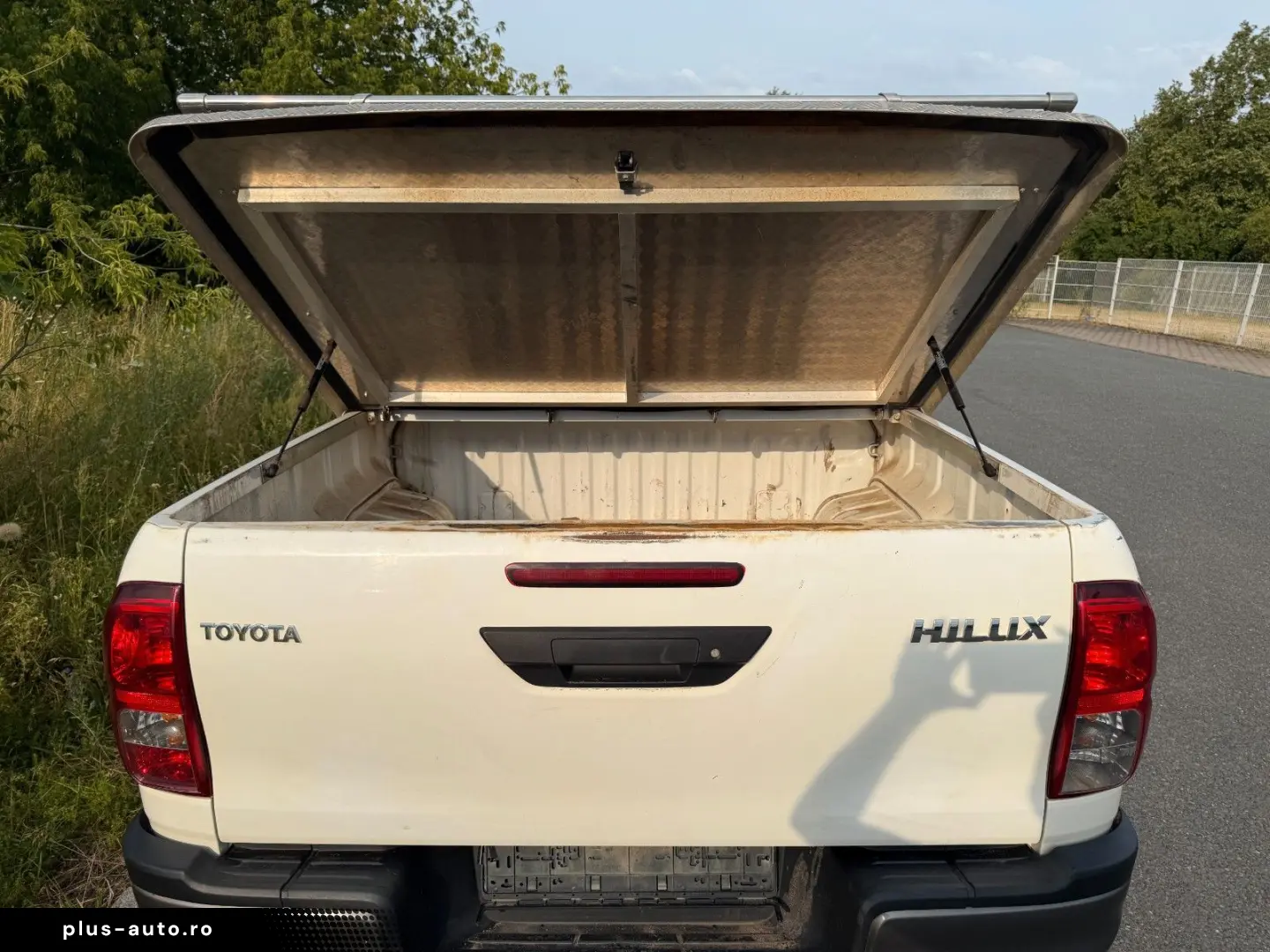 TOYOTA Hilux Double Cab Comfort 4x4 1.Hand Leder Klima