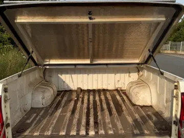 TOYOTA Hilux Double Cab Comfort 4x4 1.Hand Leder Klima
