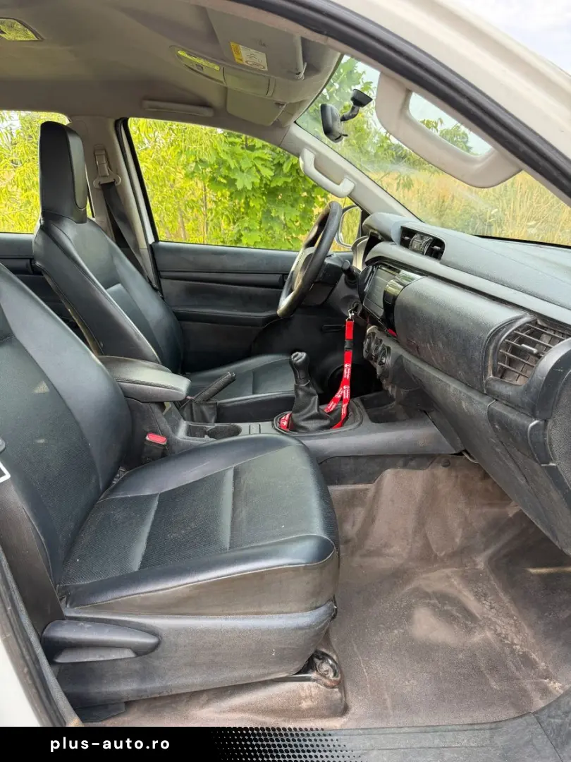 TOYOTA Hilux Double Cab Comfort 4x4 1.Hand Leder Klima