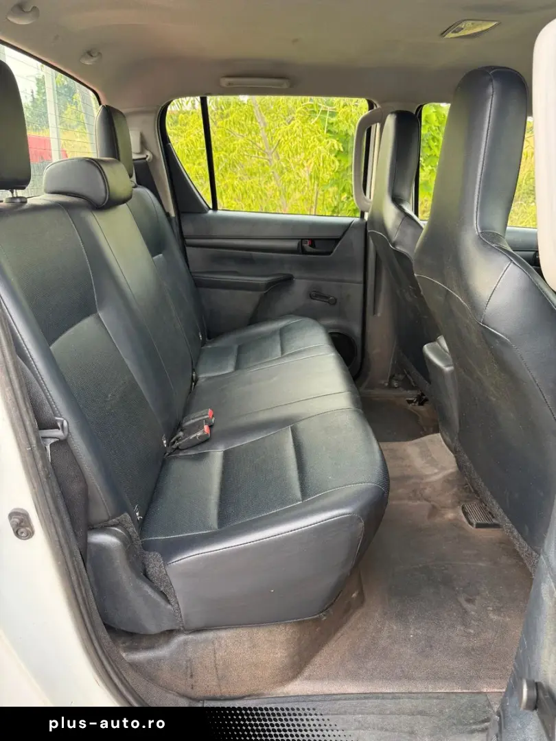 TOYOTA Hilux Double Cab Comfort 4x4 1.Hand Leder Klima