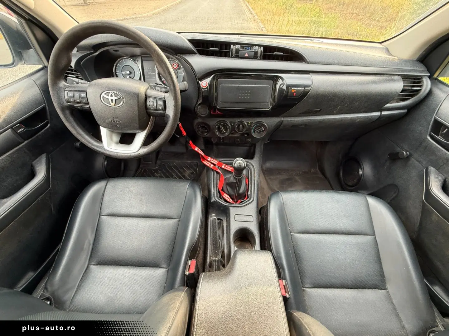 TOYOTA Hilux Double Cab Comfort 4x4 1.Hand Leder Klima