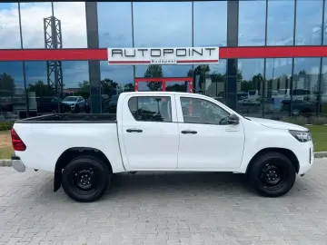 TOYOTA Hilux Double Cab Comfort 4x4