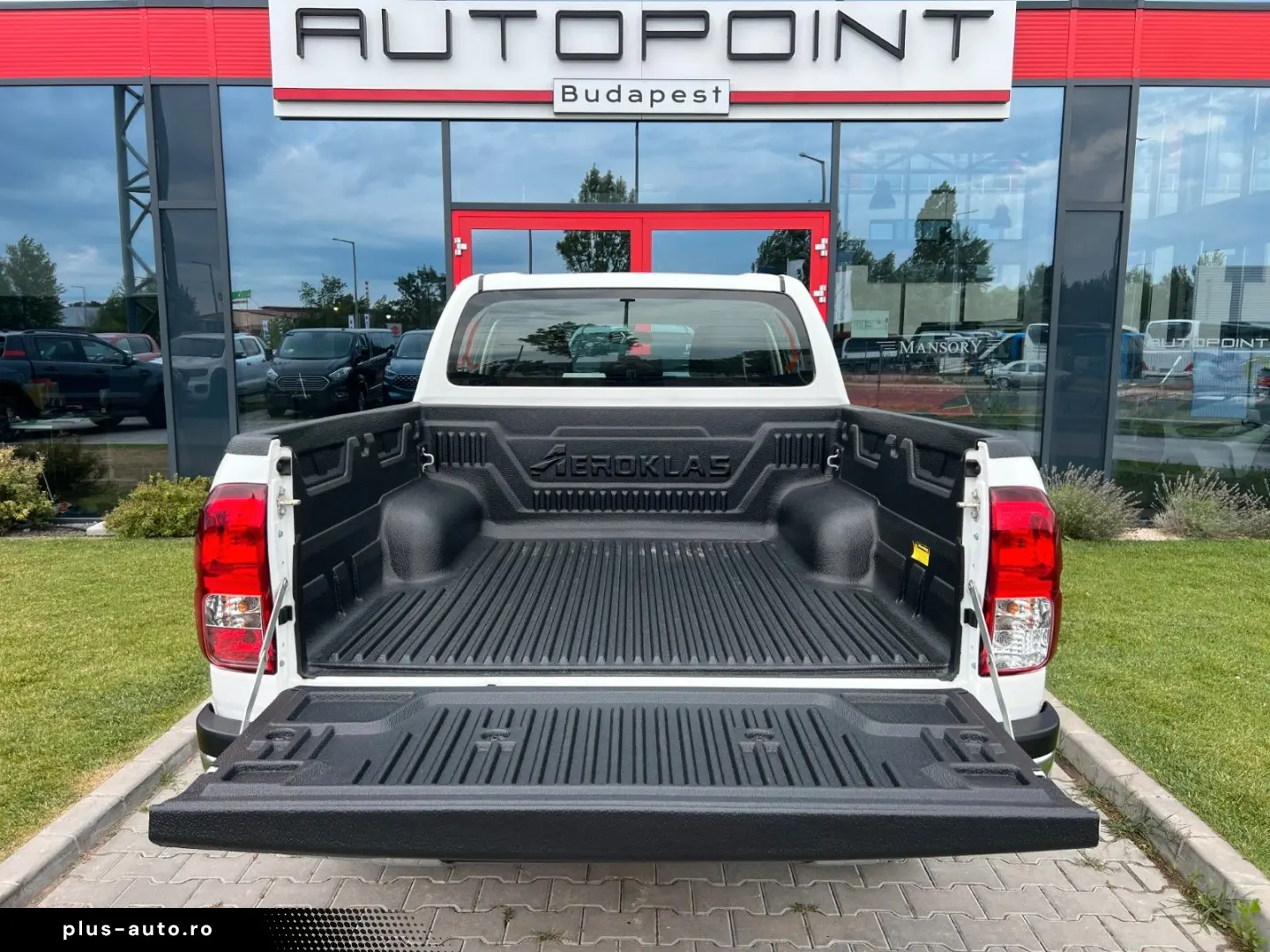 TOYOTA Hilux Double Cab Comfort 4x4