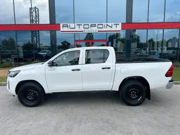 TOYOTA Hilux Double Cab Comfort 4x4