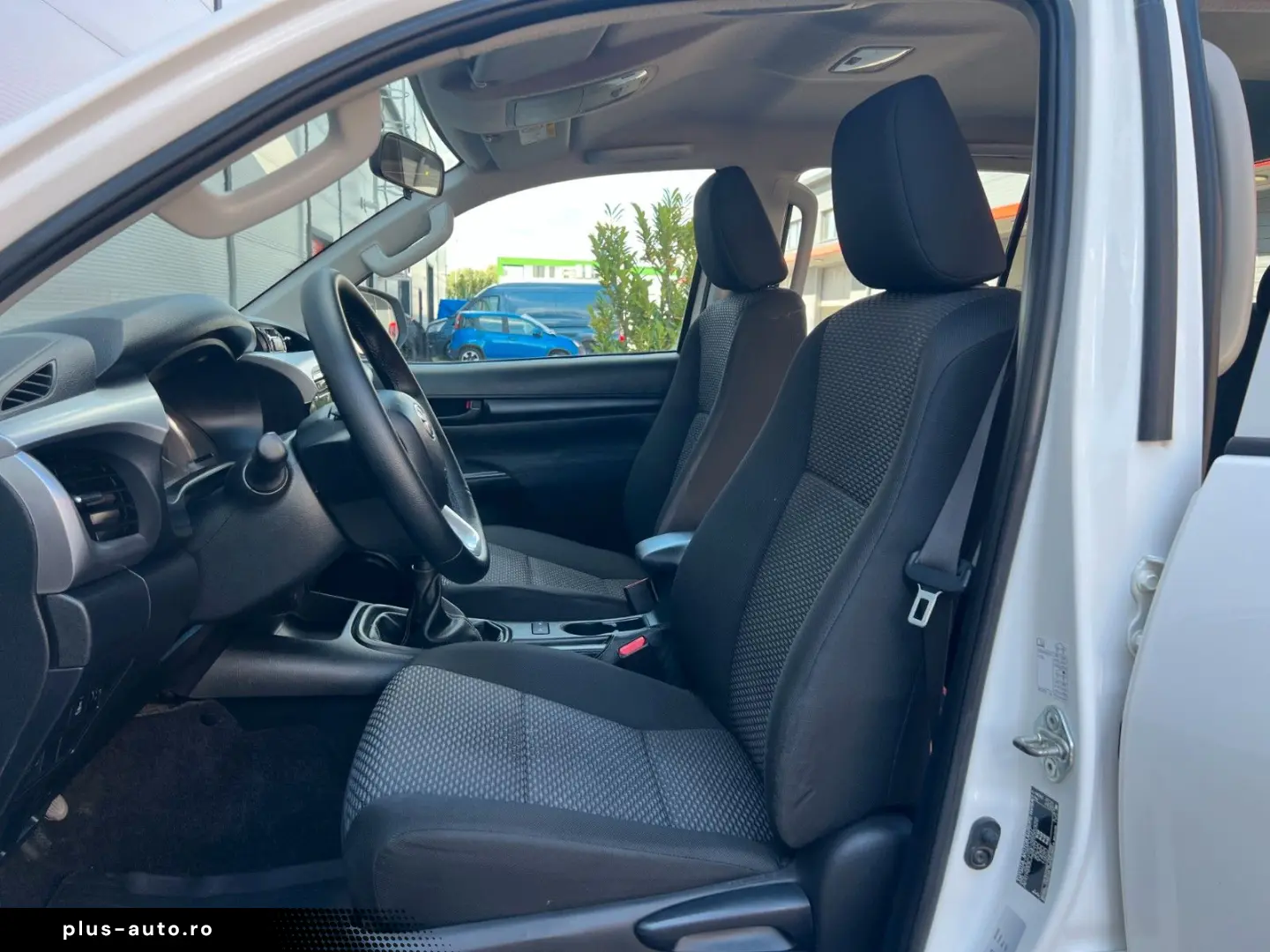 TOYOTA Hilux Double Cab Comfort 4x4