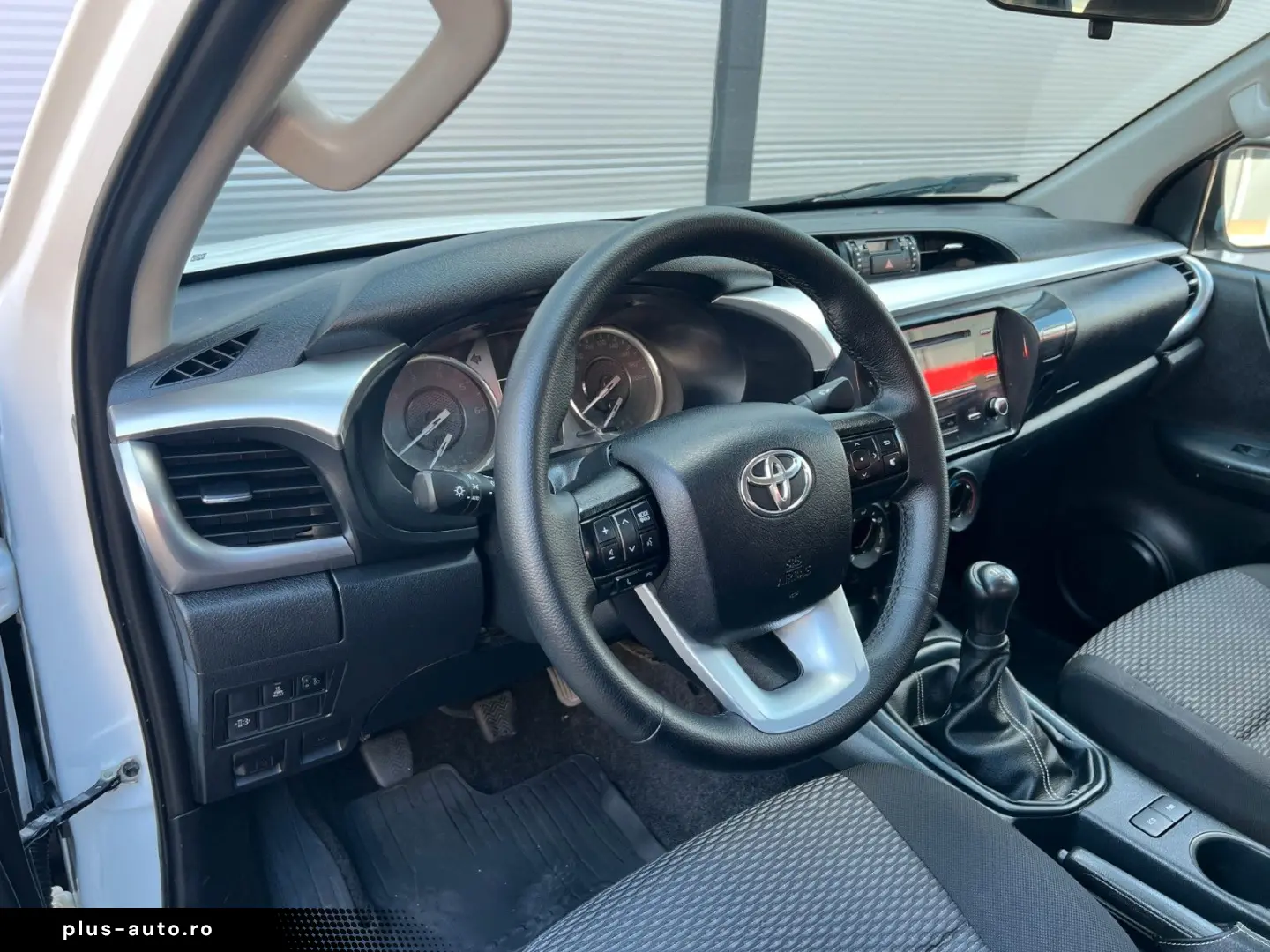 TOYOTA Hilux Double Cab Comfort 4x4