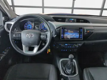 TOYOTA  DC 2.4 D-4D 4x4  MwSt. AHK Kamera DAB