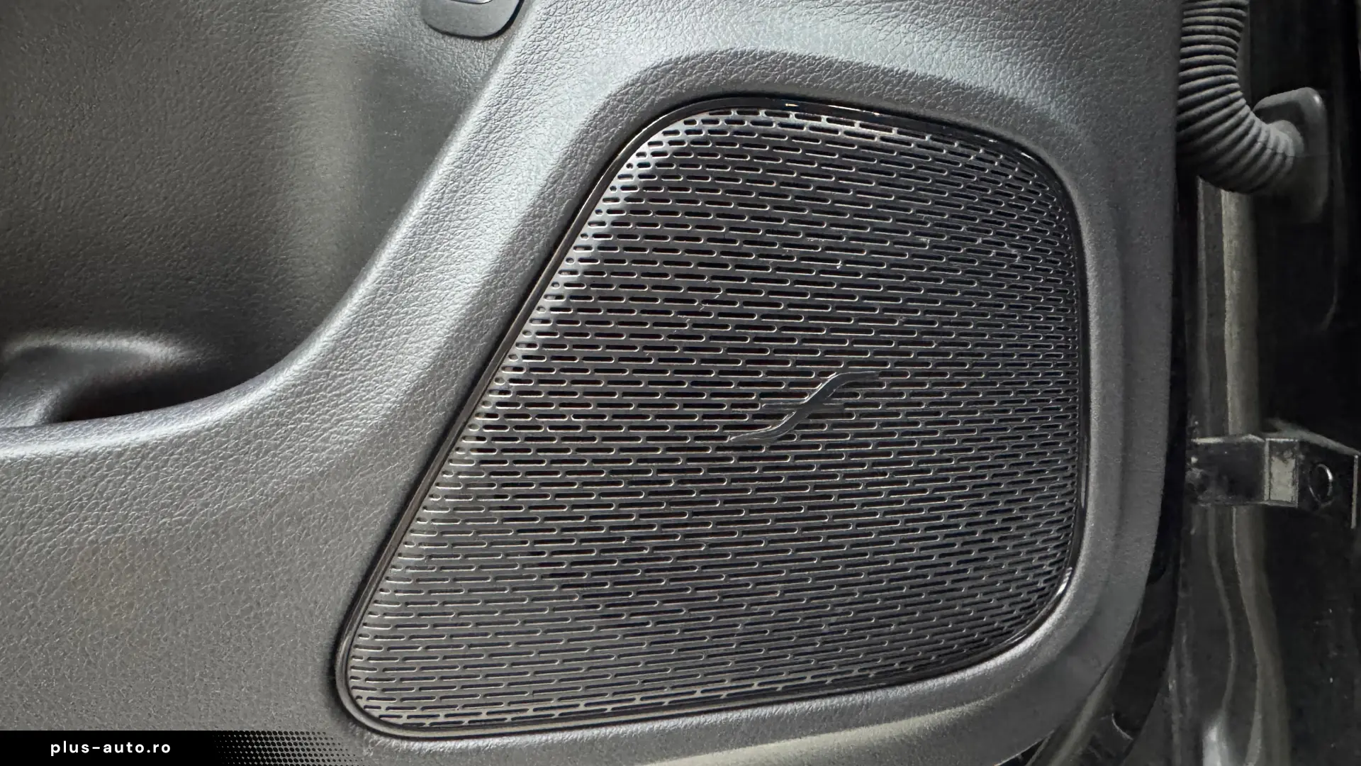 MERCEDES CLA 250e PLUG-IN HYBRID AMG LINE