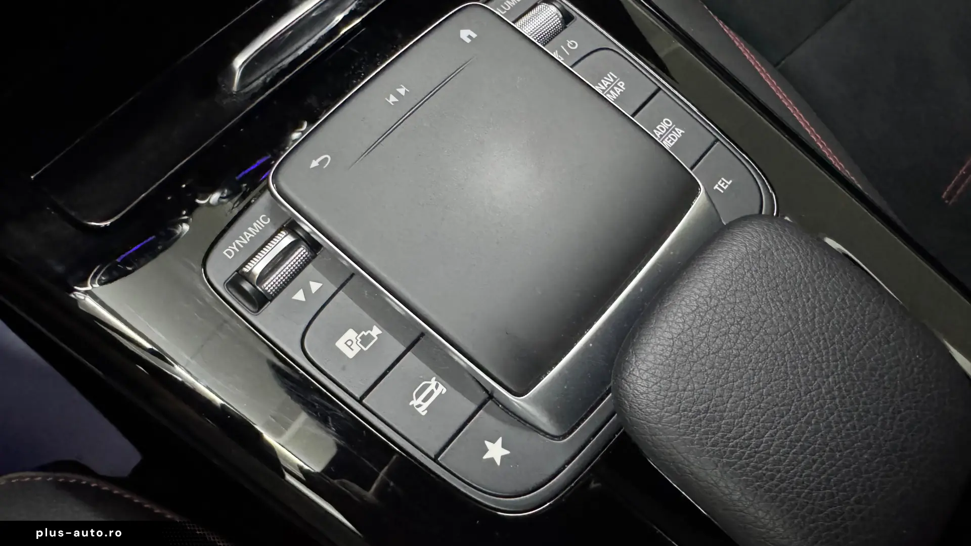 MERCEDES CLA 250e PLUG-IN HYBRID AMG LINE