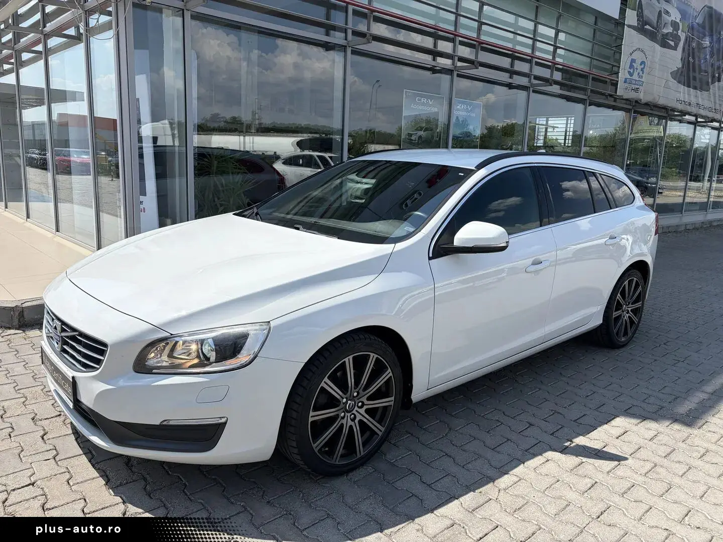 Volvo V60 2.0 At Momentum