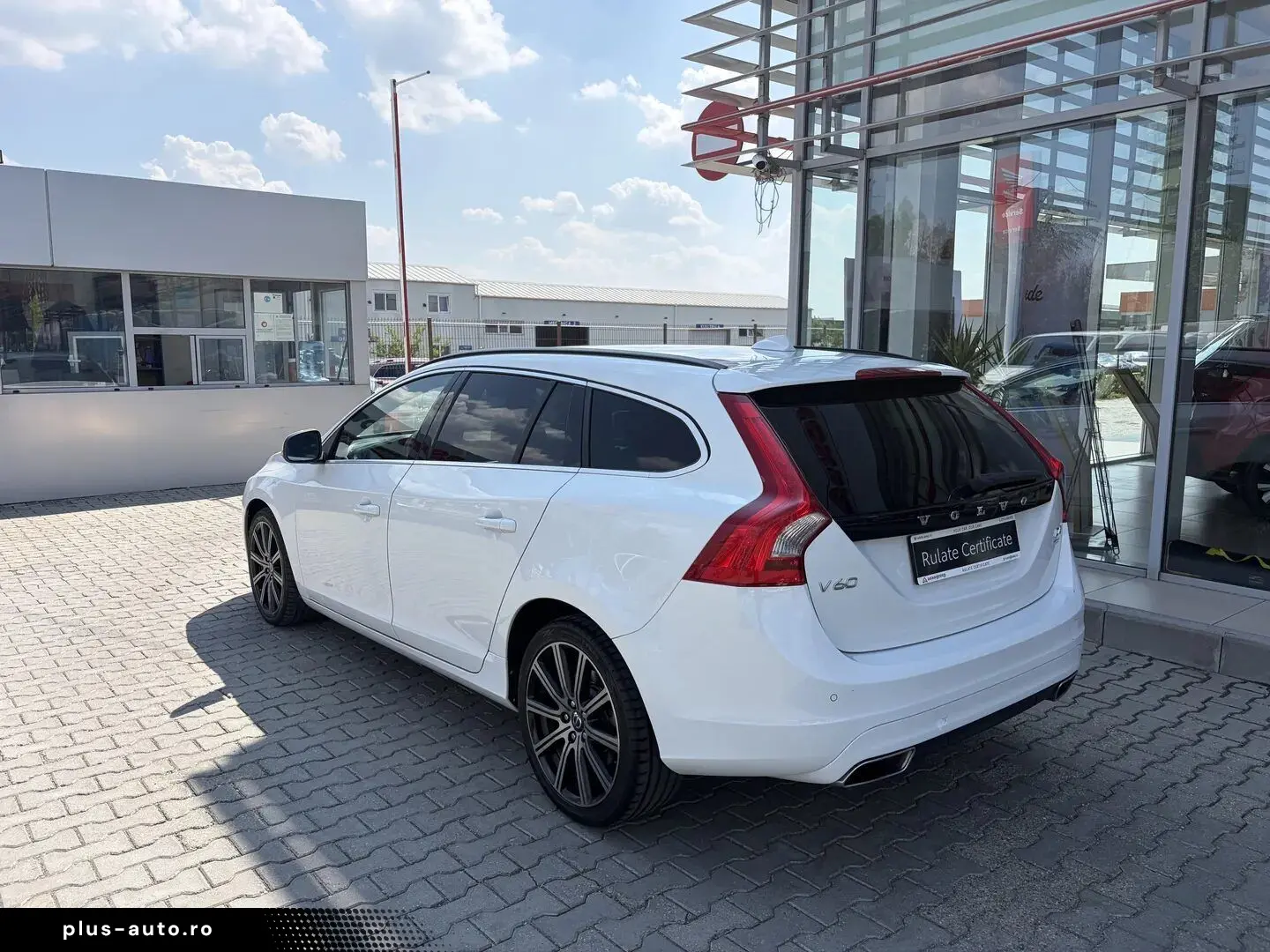 Volvo V60 2.0 At Momentum
