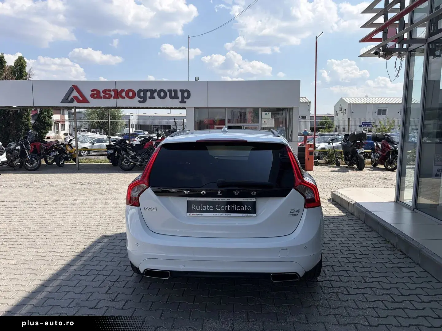 Volvo V60 2.0 At Momentum