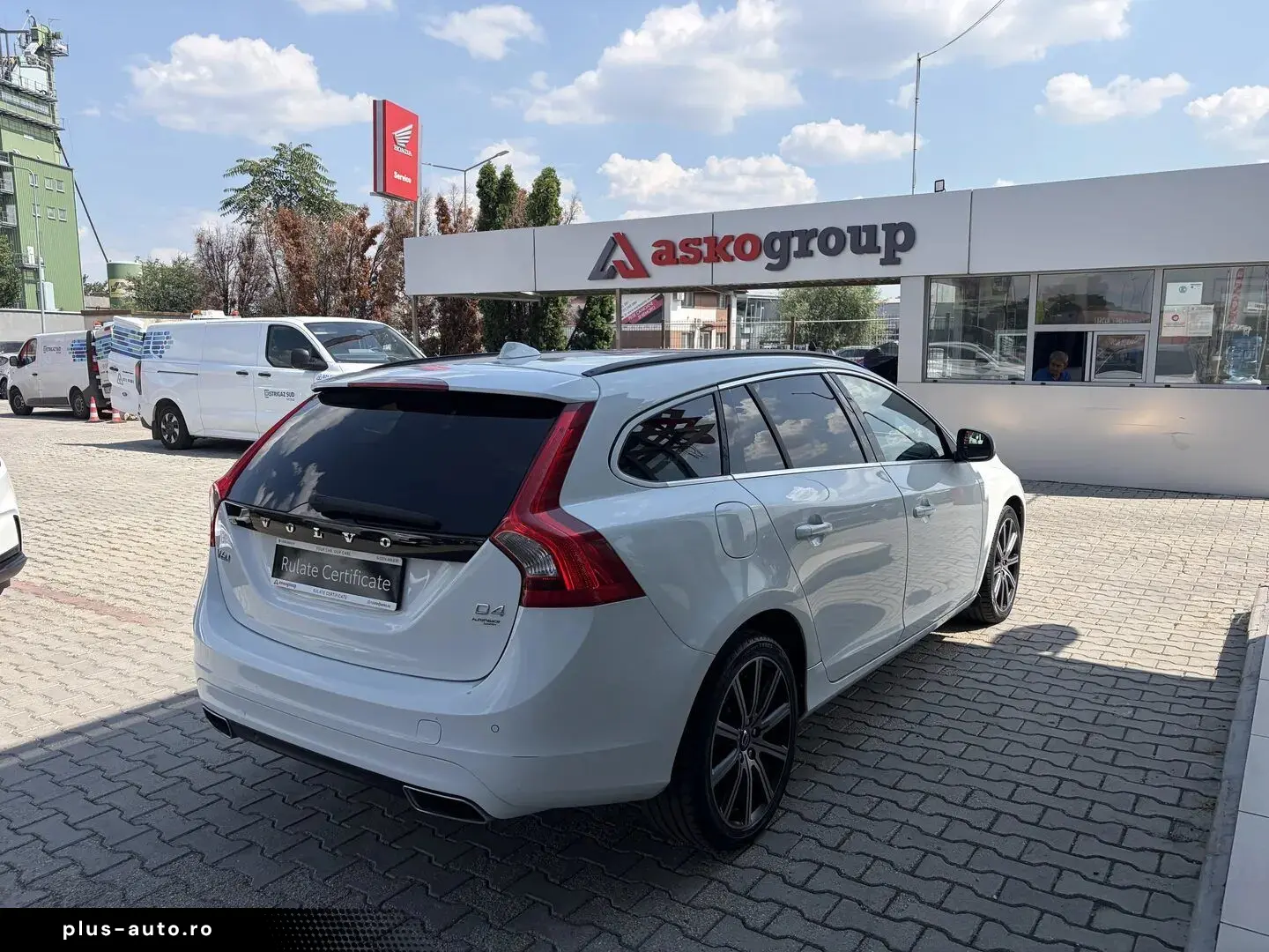 Volvo V60 2.0 At Momentum