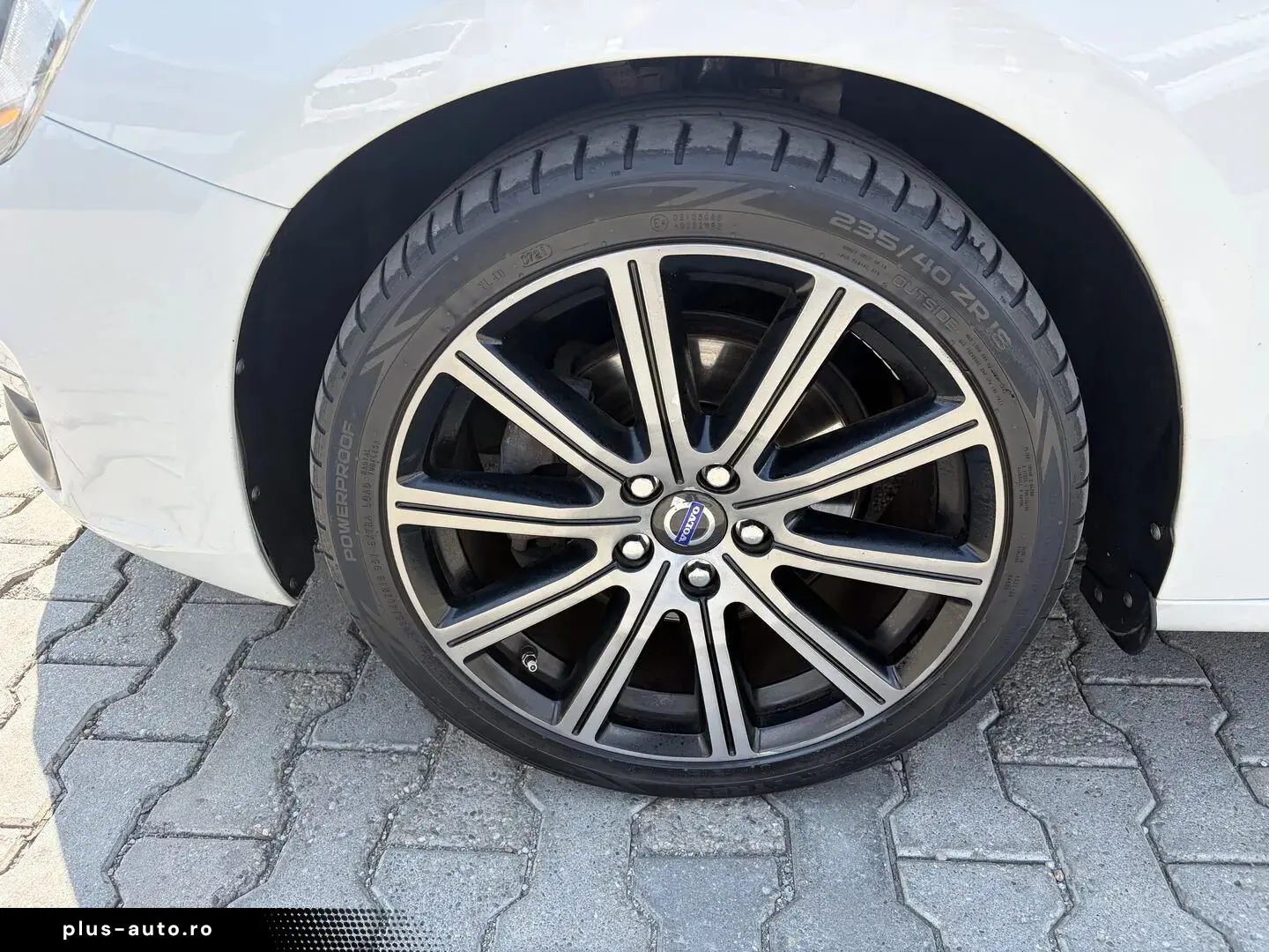 Volvo V60 2.0 At Momentum