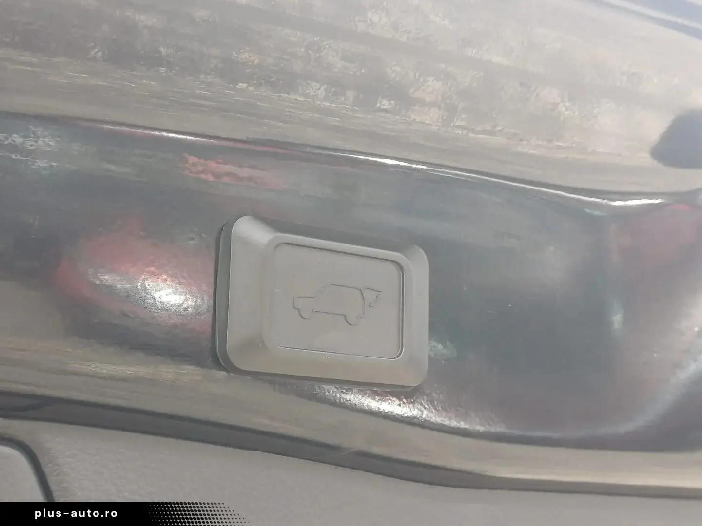 TOYOTA RAV4 2022 — imagine 8