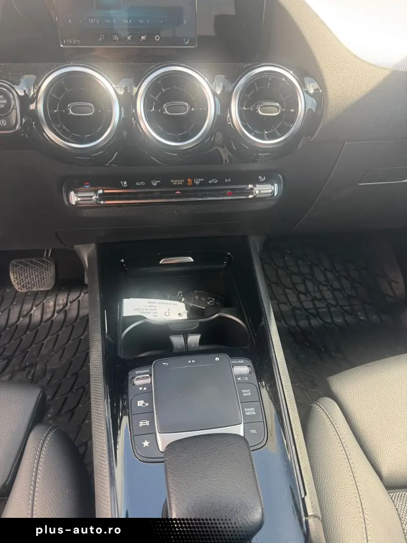 Mercedes-Benz B-200