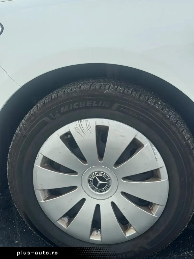 Mercedes-Benz B-200