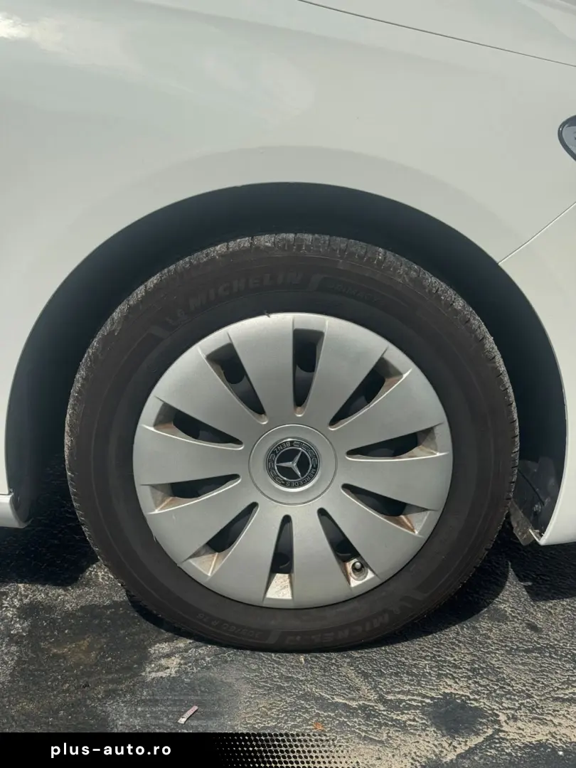 Mercedes-Benz B-200