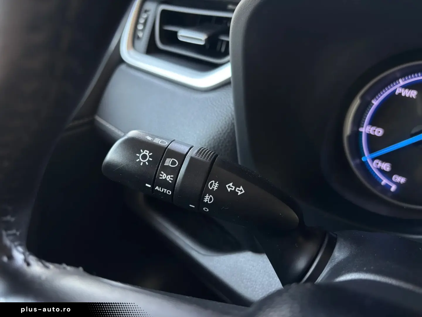 TOYOTA RAV4 2020 — imagine 16
