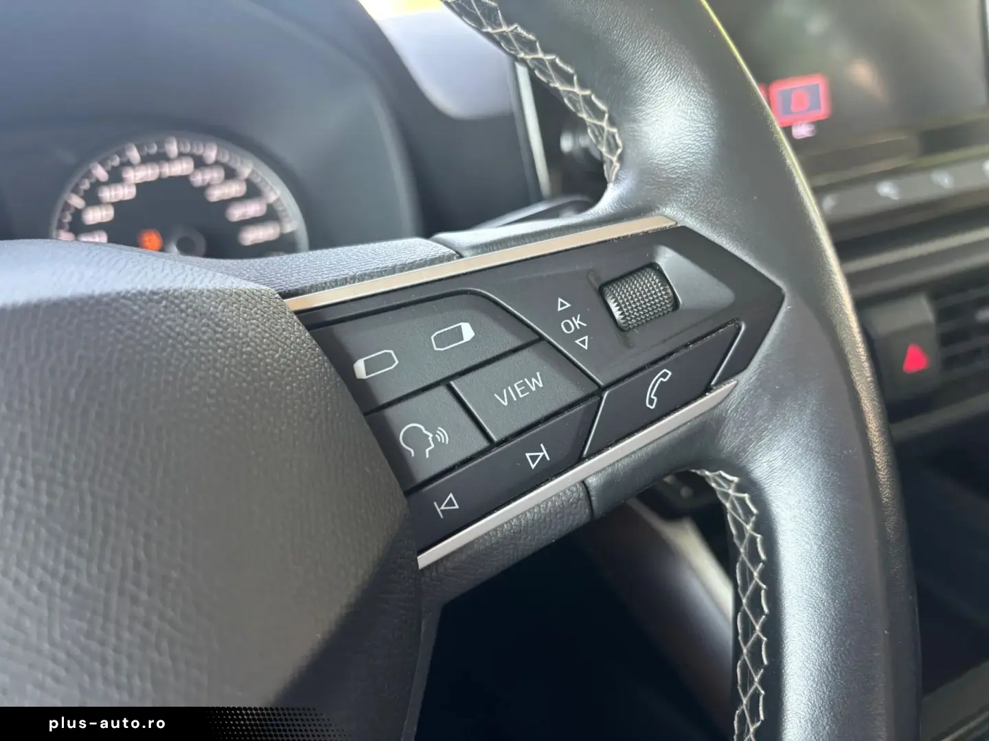 SEAT Leon 2021 — imagine 12