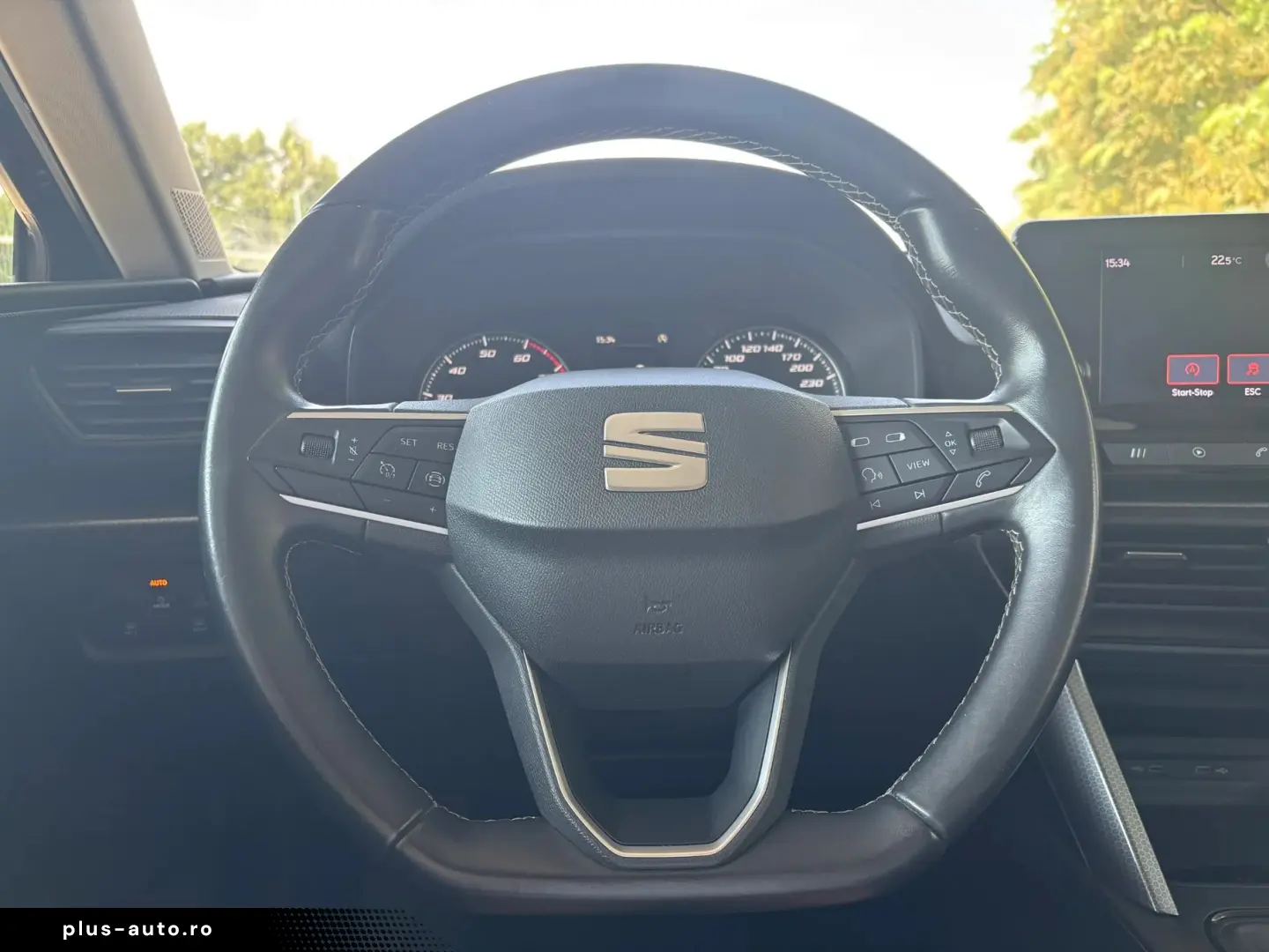 SEAT Leon 2021 — imagine 18