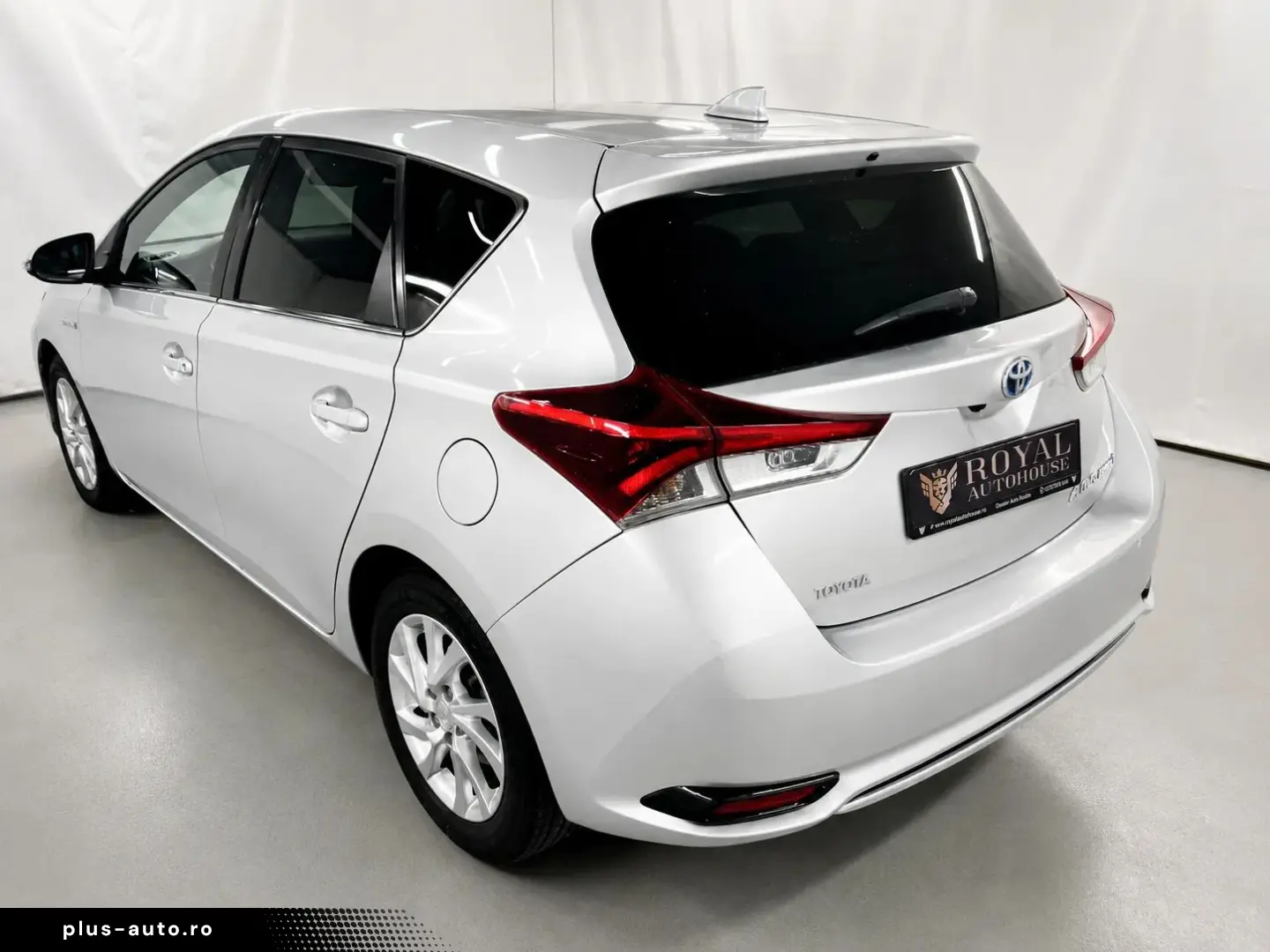 TOYOTA Auris 2016 — imagine 3