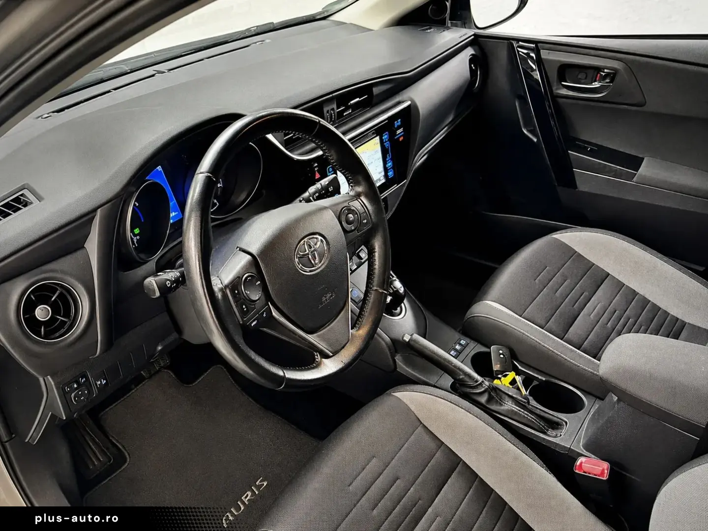 TOYOTA Auris 2016 — imagine 5