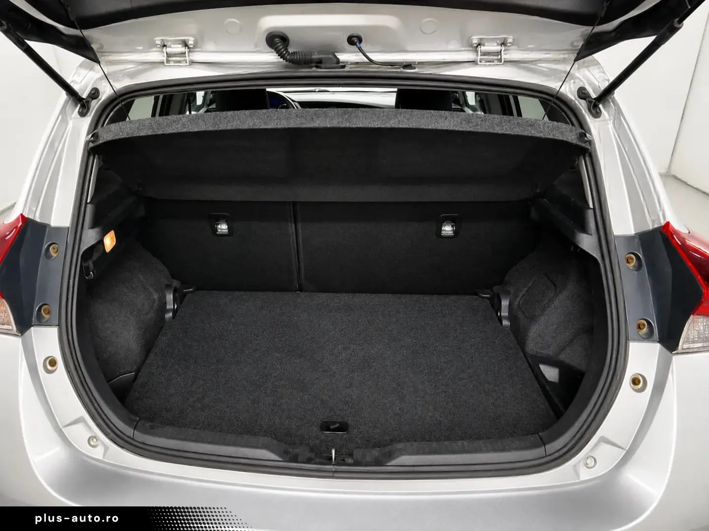 TOYOTA Auris 2016 — imagine 13