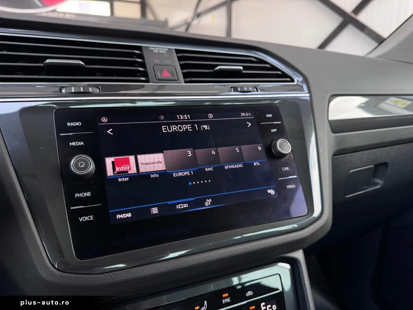 VOLKSWAGEN Tiguan 2021 — imagine 27