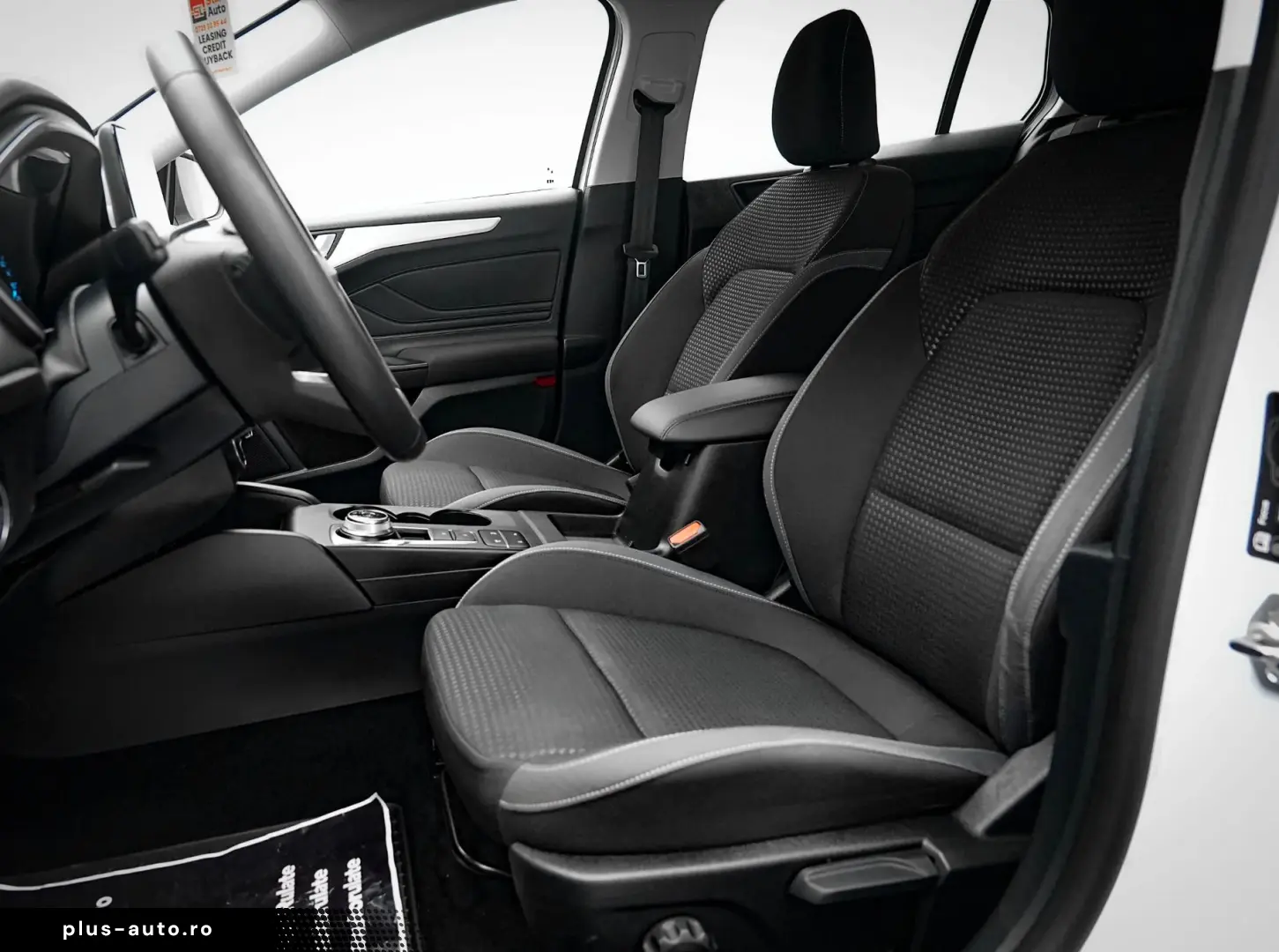 FORD Focus 2022 — imagine 11