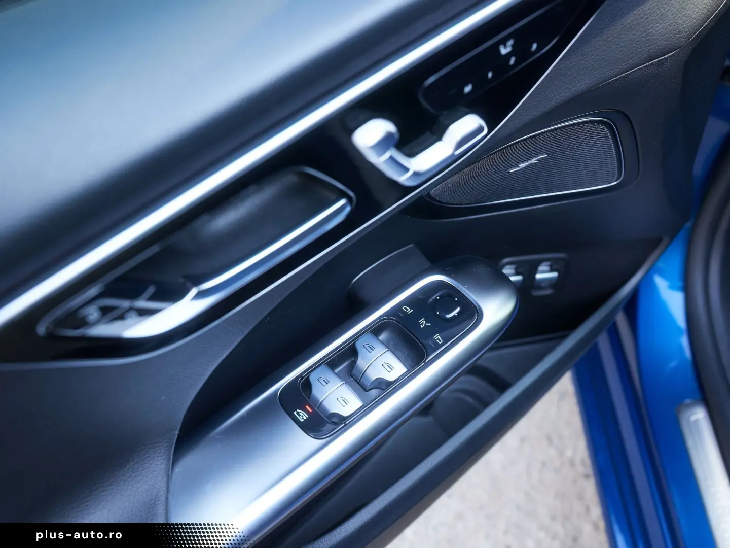 MERCEDES-BENZ C-Class 2022 — imagine 23