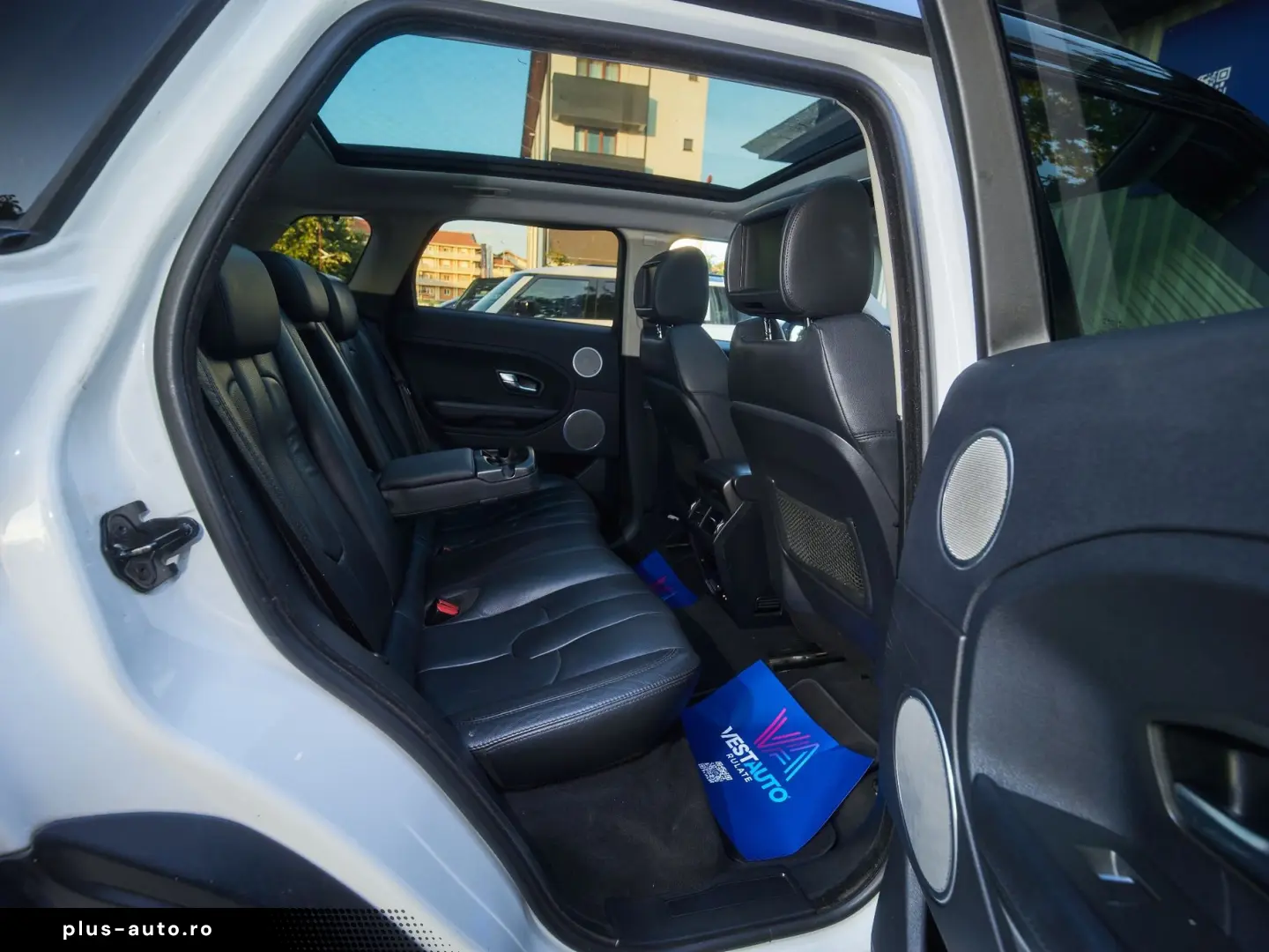 Land-Rover Range-Rover-Evoque