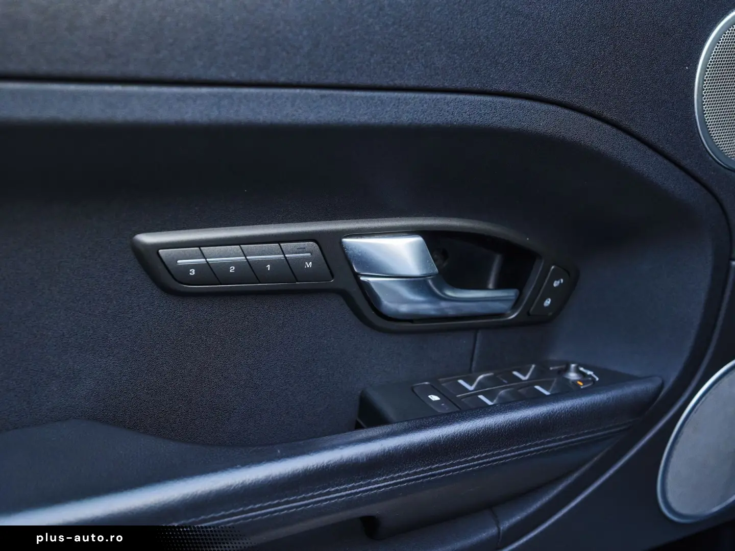 Land-Rover Range-Rover-Evoque
