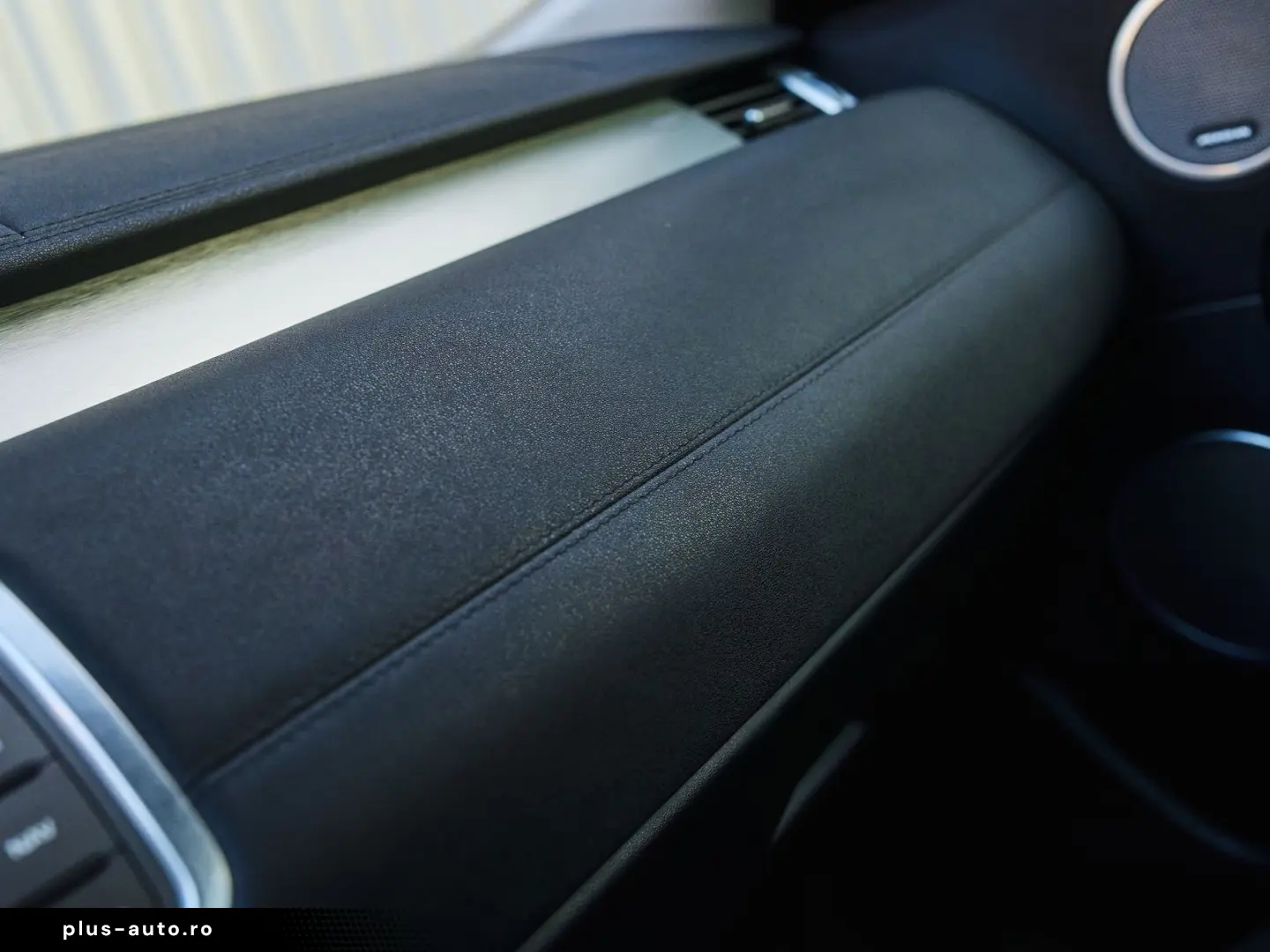 Land-Rover Range-Rover-Evoque