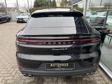 PORSCHE Cayenne S Coupe