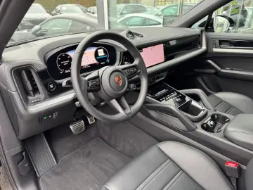 PORSCHE Cayenne S Coupe